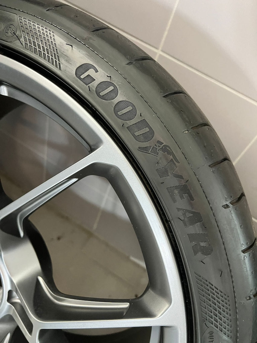 Porsche 992.1 GT3 20 21 Zoll Sommer Räder Satz nur 500 KM NEU NEU NEU