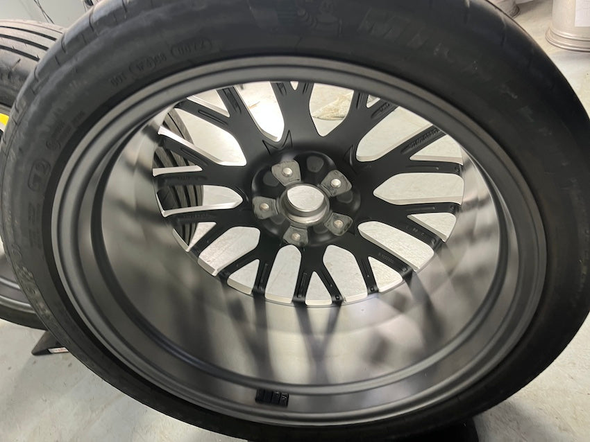 Porsche Panamera 971 21 Zoll Sport Design Sommer Räder PLATINUM SELTEN