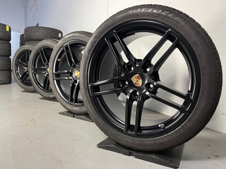 Porsche 991.1 19 Zoll Carrera S Winter Räder C2 S Pirelli schwarz