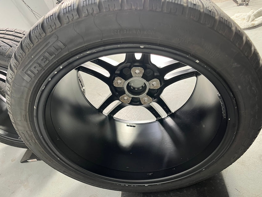 Porsche 991.1 19 Zoll Carrera S Winter Räder C2 S Pirelli schwarz