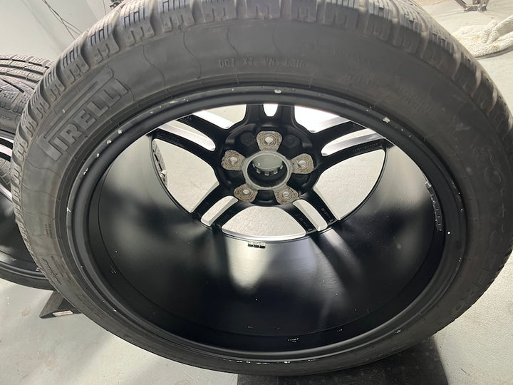 Porsche 991.1 19 Zoll Carrera S Winter Räder C2 S Pirelli schwarz