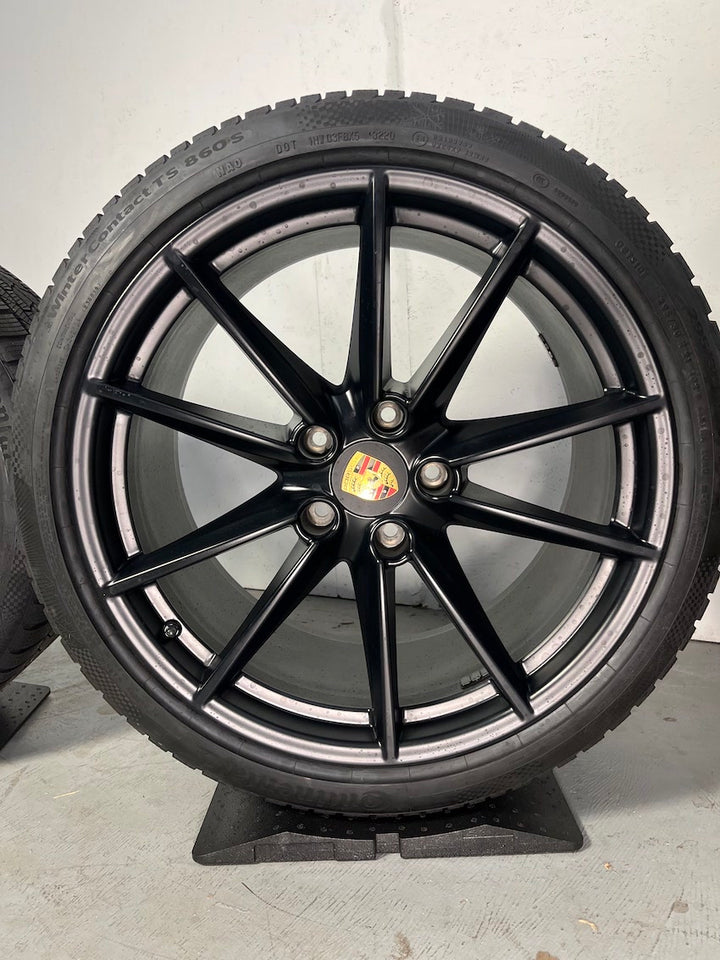 Porsche 992 20 21 Zoll Carrera S Winter Räder Continental 6-7mm TOP