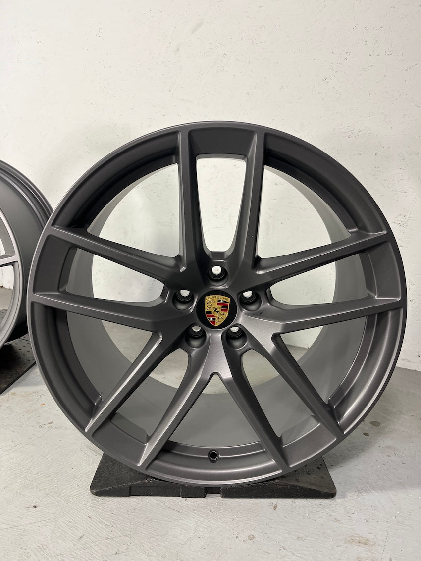Porsche Macan III 20 Zoll Macan S Felgen TITANGRAU Winter Sommer Reifen NEU