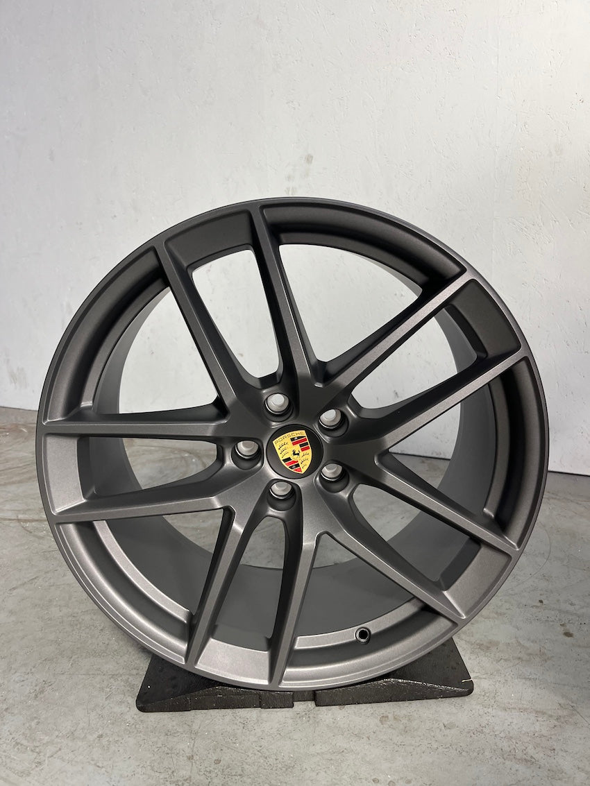 Porsche Macan III 20 Zoll Macan S Felgen TITANGRAU Winter Sommer Reifen NEU