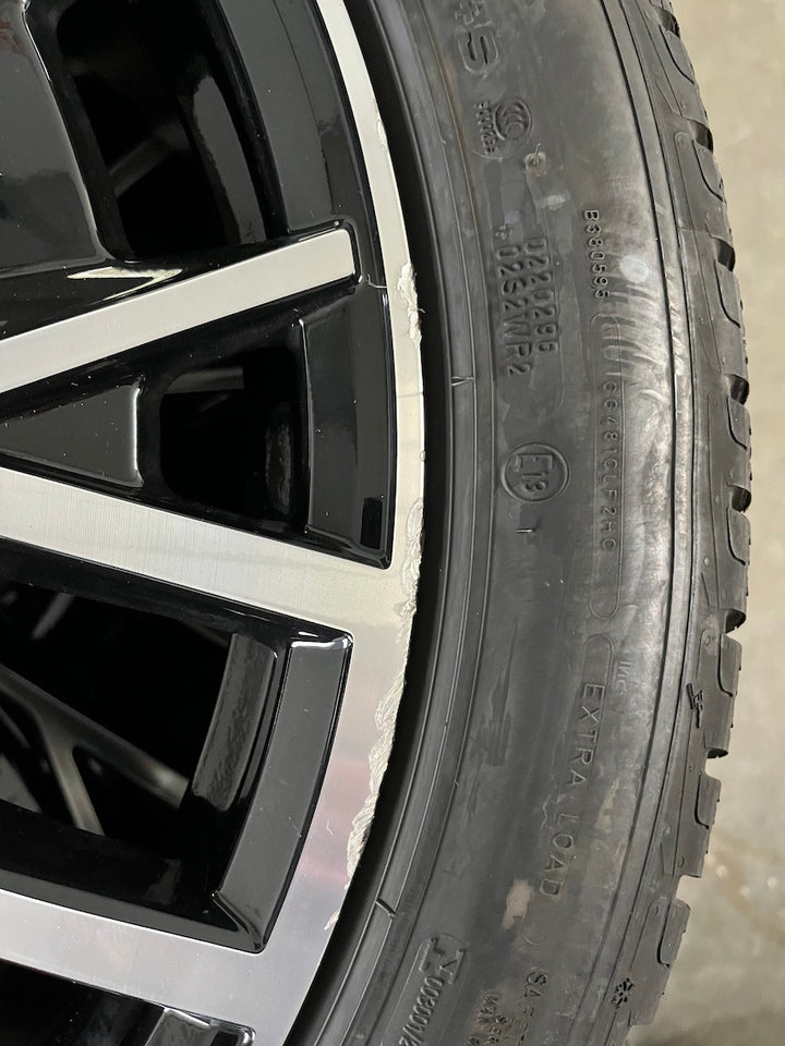 Porsche Taycan 20 Zoll TURBO S AERO DESIGN Winterräder 8mm DOT2023