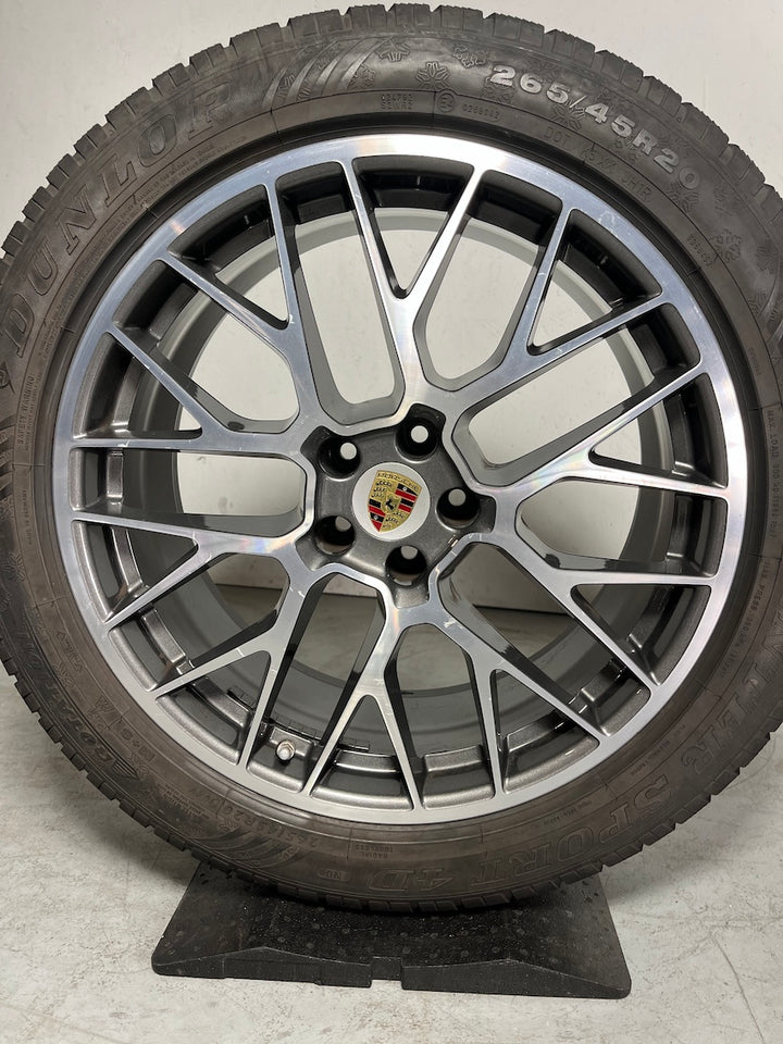 Porsche Macan 20 Zoll RS Spyder Winter Räder Dunlop Macan I+II