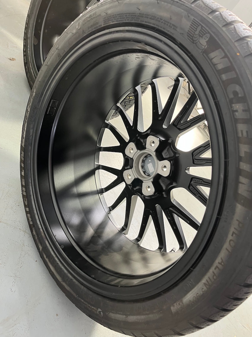 Porsche Cayenne E3 COUPE 9Y0 21 Zoll RS Spyder Winter Räder Michelin DOT2022