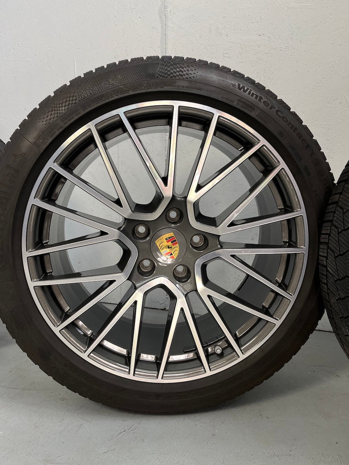 Porsche Cayenne E3 9Y0 21 Zoll RS Spyder Winter Räder Conti MwSt. awb.