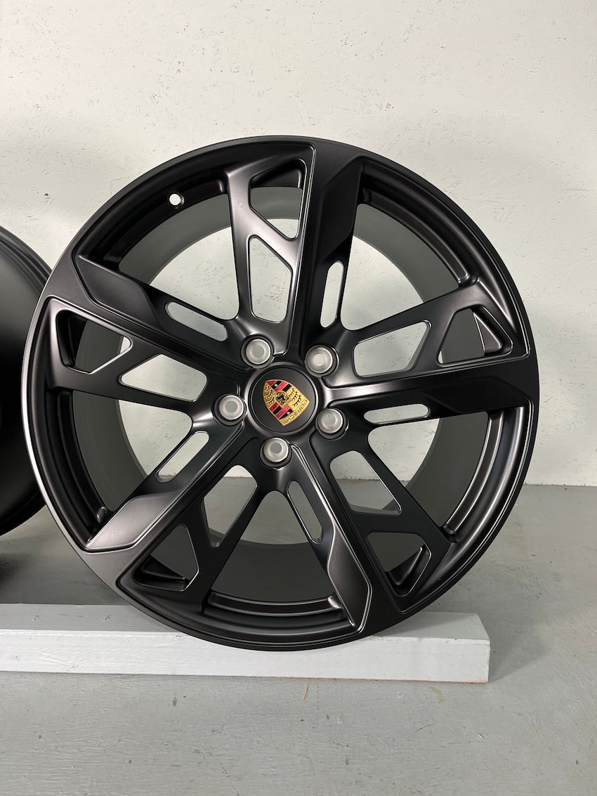 Porsche Taycan J1 II 21 Zoll CROSS TURISMO Felgen Facelift MY 2024 Winter