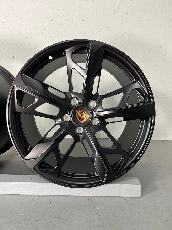 Porsche Taycan J1 II 21 Zoll CROSS TURISMO Felgen Facelift MY 2024 Winter