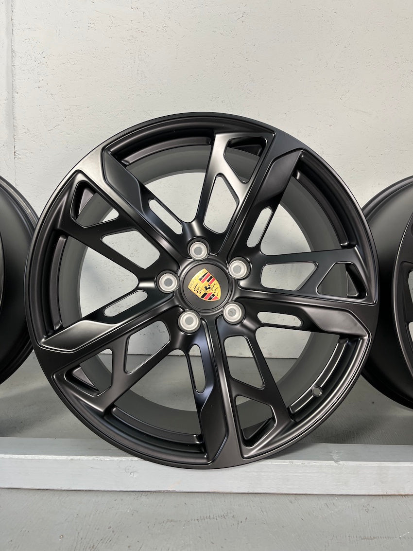 Porsche Taycan J1 II 21 Zoll CROSS TURISMO Felgen Facelift MY 2024 Winter