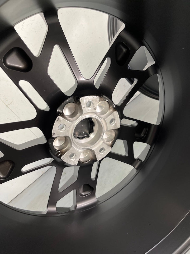 Porsche Taycan J1 II 21 Zoll CROSS TURISMO Felgen Facelift MY 2024 Winter