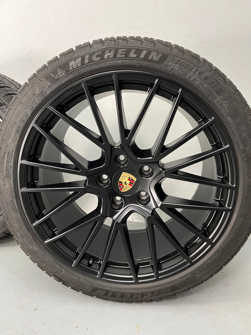Porsche Cayenne E3 COUPE 9Y0 21 Zoll RS Spyder Winter Räder Michelin DOT2020/2023