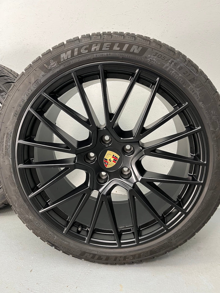 Porsche Cayenne E3 COUPE 9Y0 21 Zoll RS Spyder Winter Räder Michelin DOT2020/2023