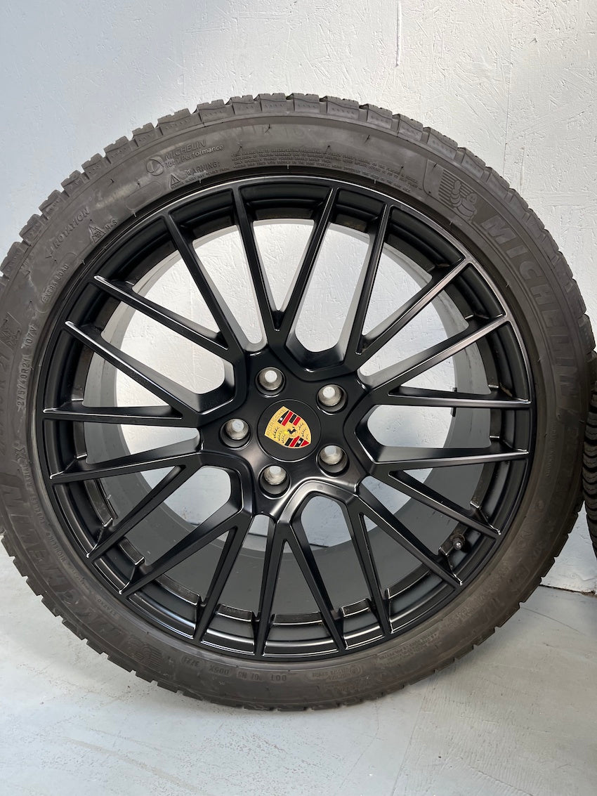 Porsche Cayenne E3 COUPE 9Y0 21 Zoll RS Spyder Winter Räder Michelin DOT2020/2023