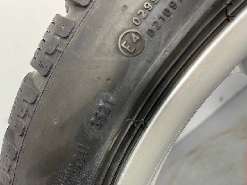 Porsche 992 19 20 Zoll Carrera Winter Räder DOT2021/20 Pirelli