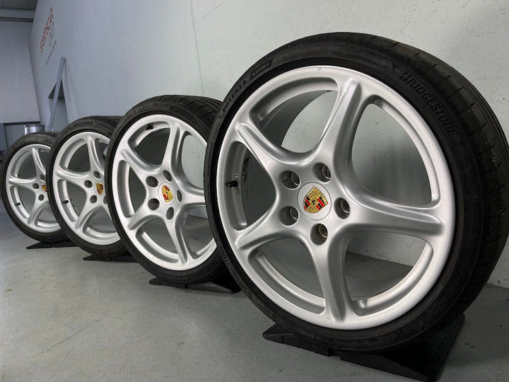 Porsche Boxster 987 19 Zoll Carrera Classic Sommer Räder DOT 2021/22