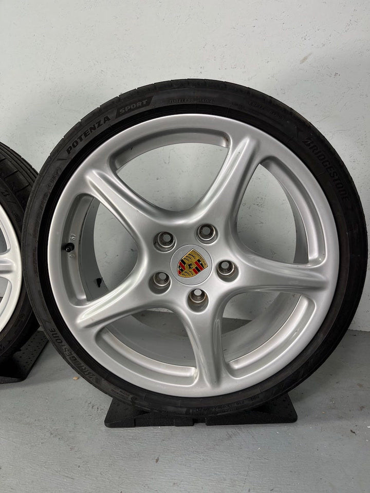 Porsche Boxster 987 19 Zoll Carrera Classic Sommer Räder DOT 2021/22