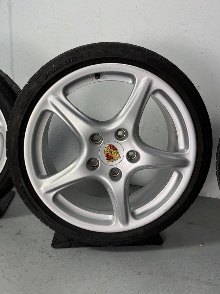 Porsche Boxster 987 19 Zoll Carrera Classic Sommer Räder DOT 2021/22