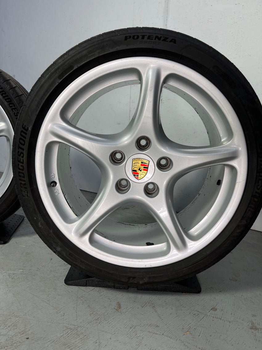 Porsche Boxster 987 19 Zoll Carrera Classic Sommer Räder DOT 2021/22