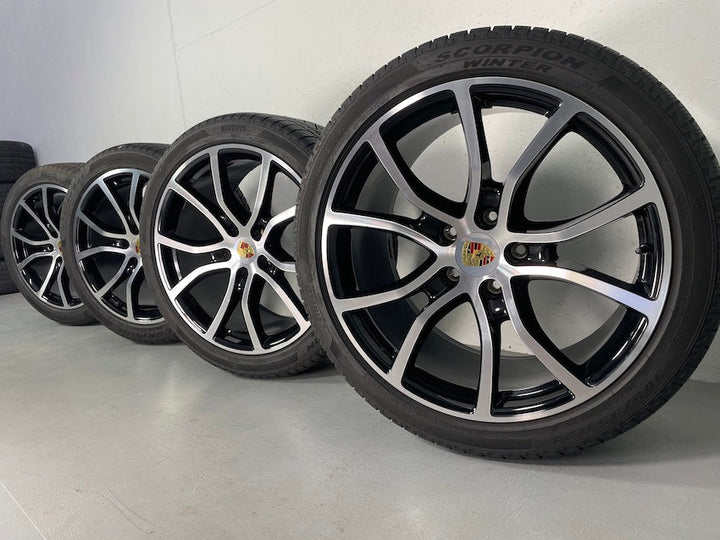 Porsche Cayenne E3 21 Zoll Exclusive Design 9y0 Winter Räder Pirelli NEU 2022