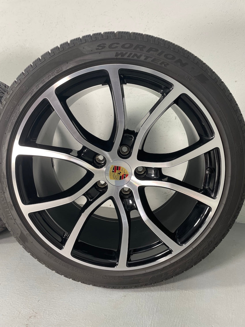 Porsche Cayenne E3 21 Zoll Exclusive Design 9y0 Winter Räder Pirelli NEU 2022