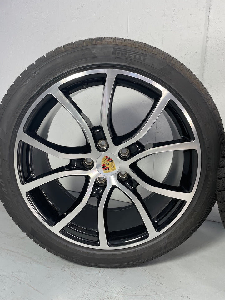 Porsche Cayenne E3 21 Zoll Exclusive Design 9y0 Winter Räder Pirelli NEU 2022