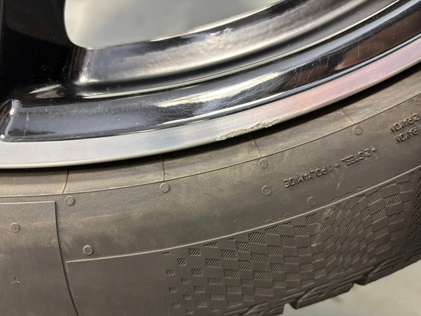 Porsche Cayenne Coupe E3 II 22 Zoll Sport Design Winter Continental 2024