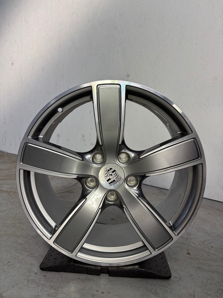 Porsche Boxster 20 Zoll 718 982 Cayman Carrera Sport Felgen GT-silber