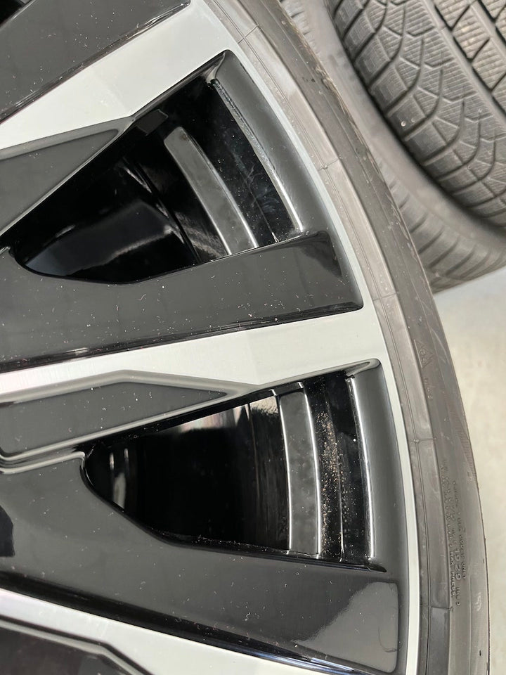 Porsche Taycan 20 Zoll Tequipment Design Winterräder Pirelli MwSt.