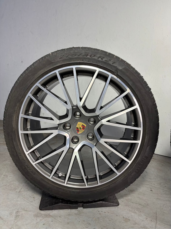 Porsche Cayenne Coupe E3 I 21 Zoll RS Spyder Winter Räder