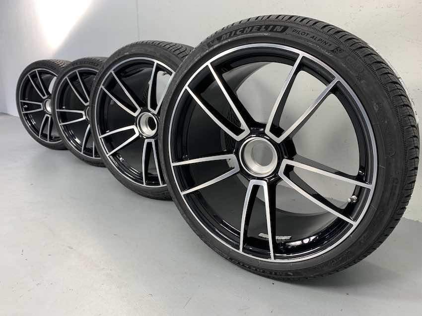 Porsche 992 20 21 Zoll Turbo S Winter Räder Michelin 7mm TOP