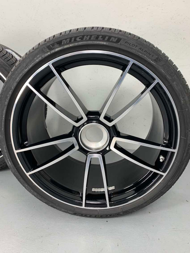 Porsche 992 20 21 Zoll Turbo S Winter Räder Michelin 7mm TOP