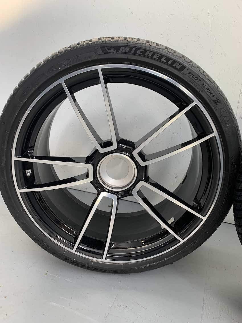 Porsche 992 20 21 Zoll Turbo S Winter Räder Michelin 7mm TOP