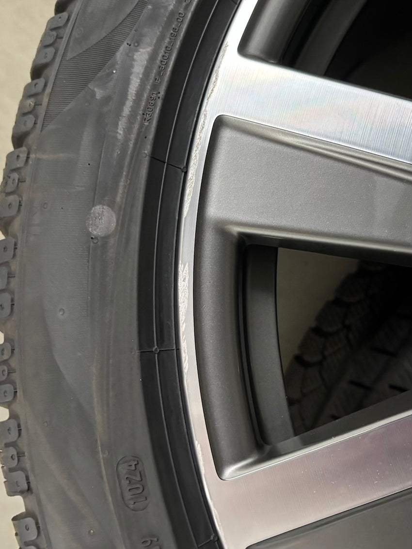 Porsche Taycan J1 II 20 Zoll Tequipment Design Winterräder Pirelli 2024 7mm
