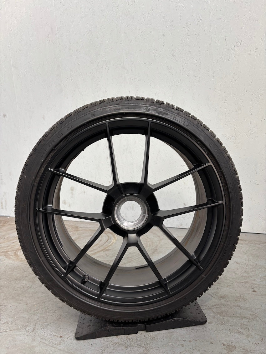 Porsche 992.2 20 21 Zoll GTS Winter Räder 2025 Goodyear WINTERSCHLUSS-VK