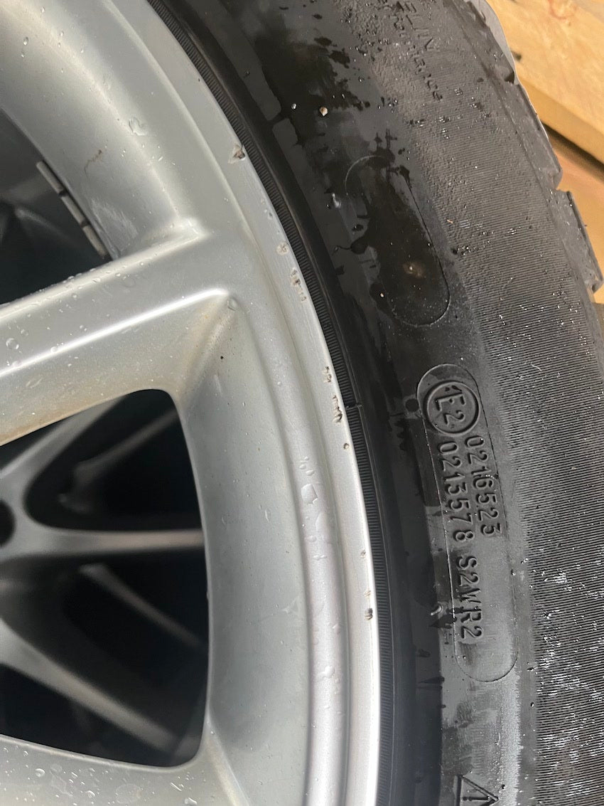 Porsche Cayenne 20 Zoll 9Y0 E3 DESIGN Winter Michelin DOT2019