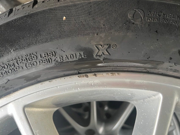 Porsche Cayenne 20 Zoll 9Y0 E3 DESIGN Winter Michelin DOT2019