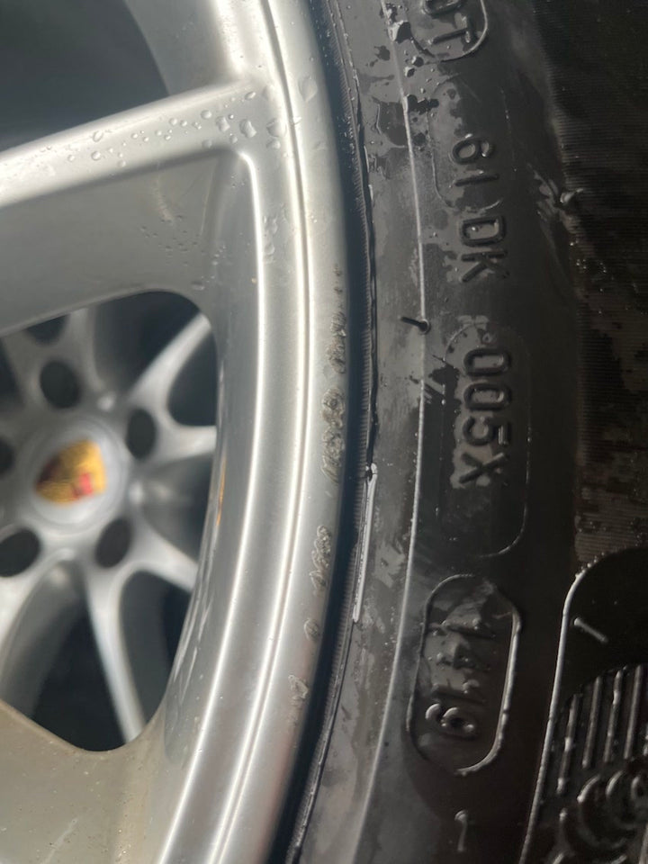Porsche Cayenne 20 Zoll 9Y0 E3 DESIGN Winter Michelin DOT2019