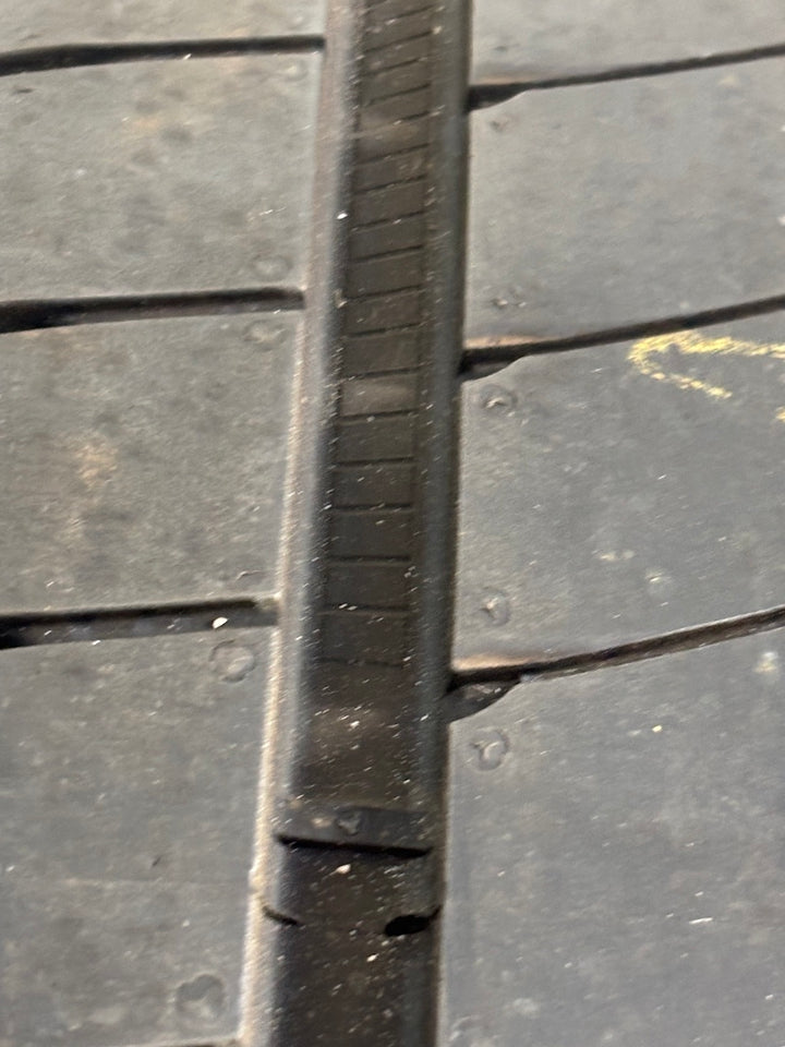 Porsche Taycan J1 II 21 Zoll Exclusive Design Sommer mit Carbonblades NEU