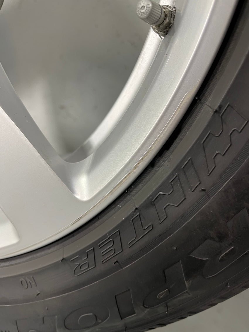 Porsche Macan 18 Zoll Winter Räder Pirelli 6mm Macan I + II