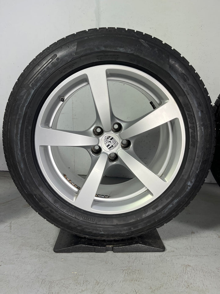 Porsche Macan I Macan II 18 Zoll Winter Räder Pirelli 6,5mm DOT2020