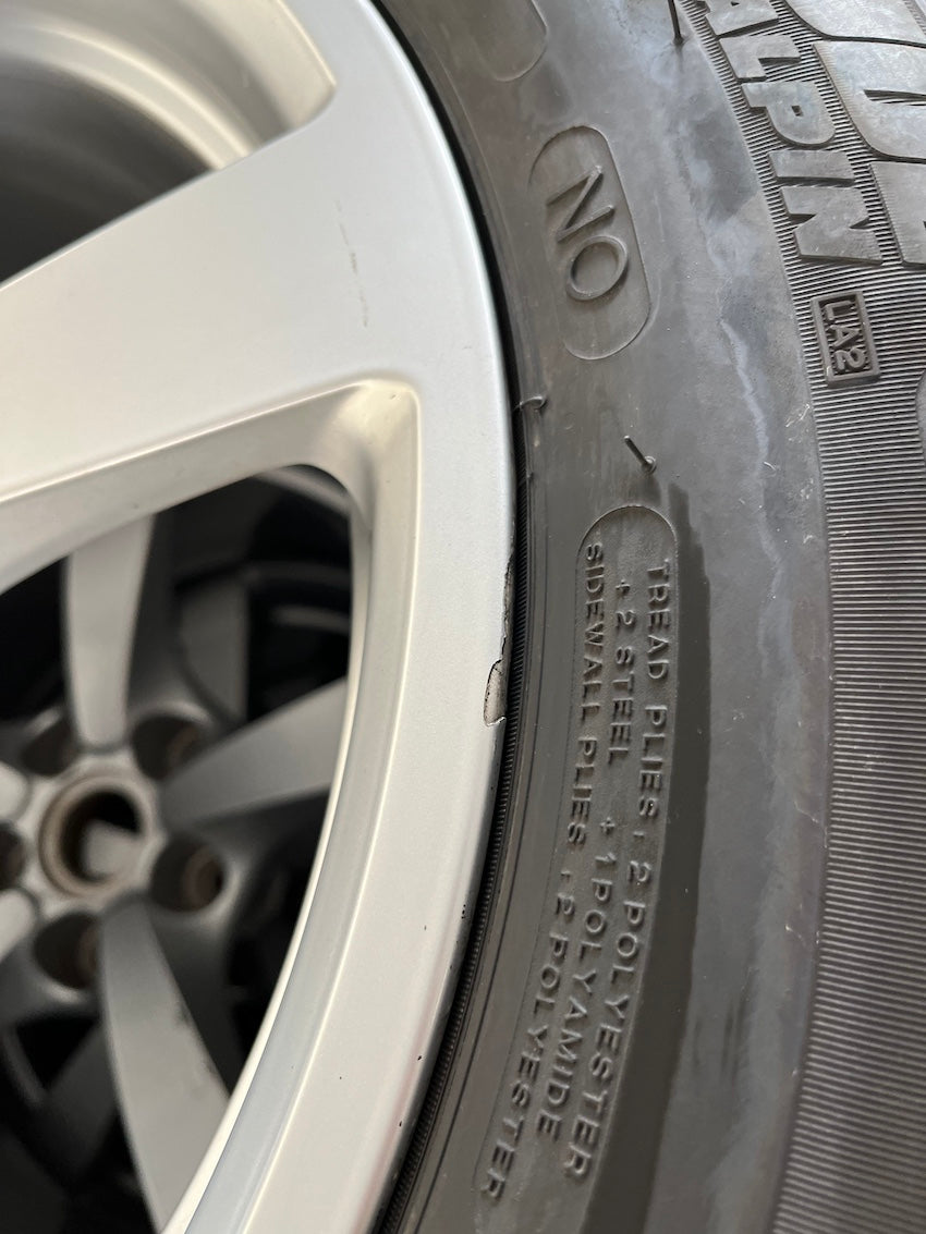 Porsche Macan 18 Zoll Winter Räder Michelin neuwertige Reifen 2022/23