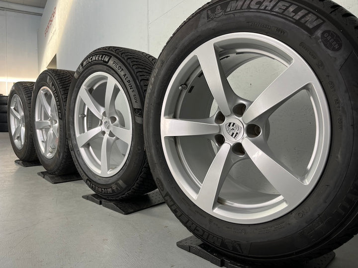 Porsche Macan 18 Zoll Winter Räder Michelin neuwertige Reifen 2022/23