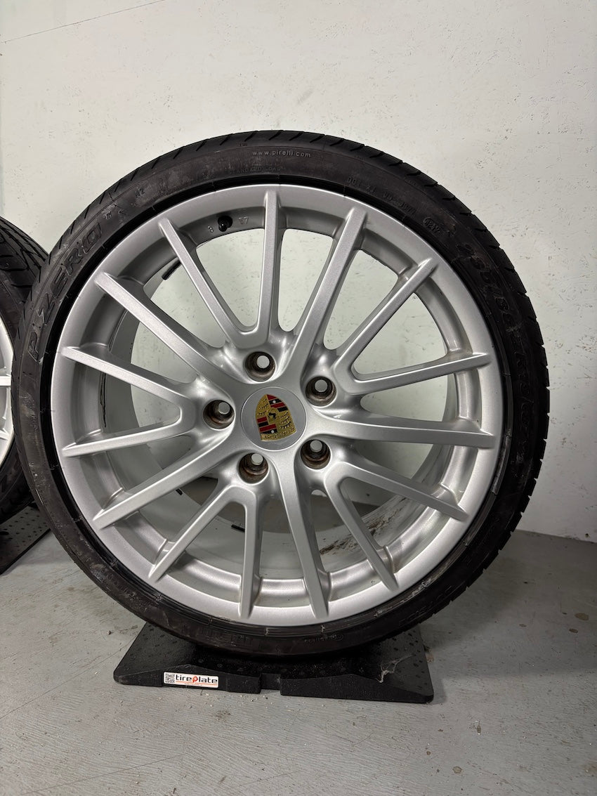 Porsche 997 19 Zoll Sport Design Felgen C2 S Heckantrieb Pirelli Sommer