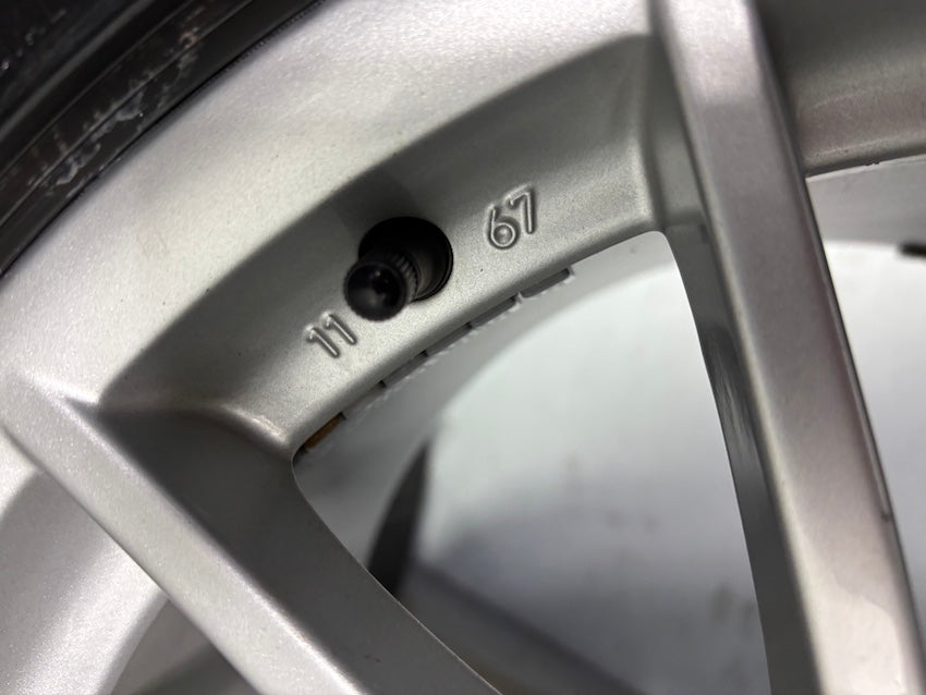 Porsche 997 19 Zoll Sport Design Felgen C2 S Heckantrieb Pirelli Sommer