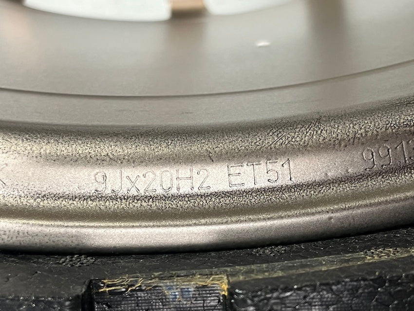 Porsche 991.1 20 Zoll TURBO S Felgen INDIVIDUAL FARBE NEODYME GT3