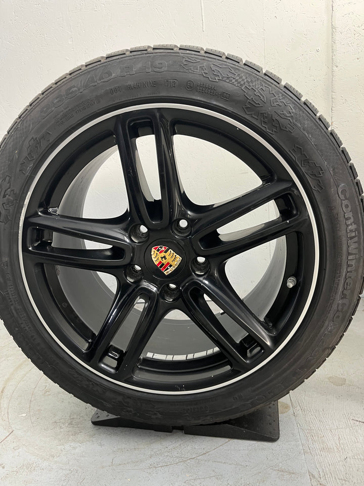 Porsche Panamera 19 Zoll 970 Winter Räder Continental MwSt.awb.