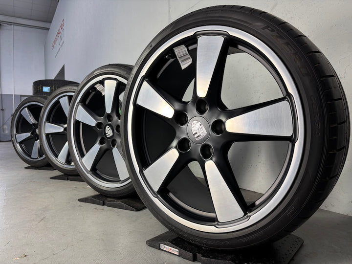 PORSCHE 991 20` SPORT CLASSIC JUBILÄUM "50 JAHRE 911" FUCHS NEU NEU NEU