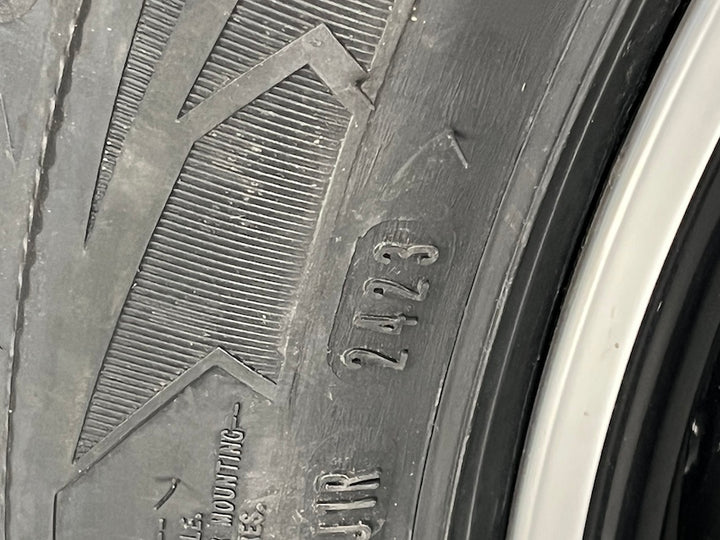 Porsche Taycan 20 Zoll Sport Aero Winterräder Goodyear NEUREIFEN 2023
